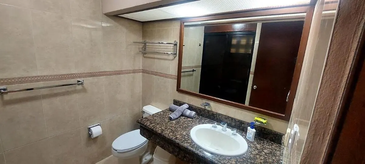 Bed & Breakfast Hermosa Planta Baja Con Piscina, Acceso A La Playa!!! Cancun