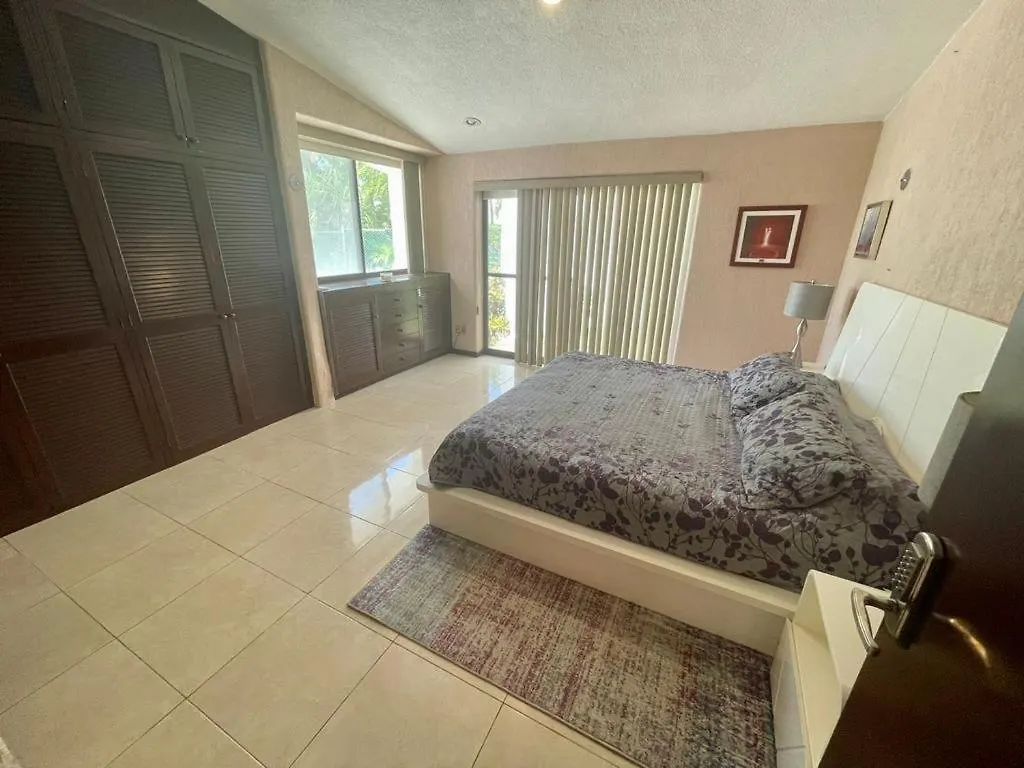 Bed and breakfast Hermosa Planta Baja Con Piscina, Acceso A La Playa!!! Cancún