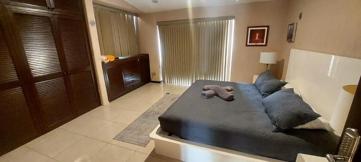 Hermosa Planta Baja Con Piscina, Acceso A La Playa!!! Cancún Bed and breakfast